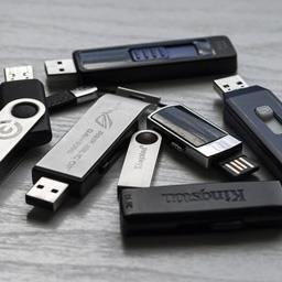 USB Flash Drives